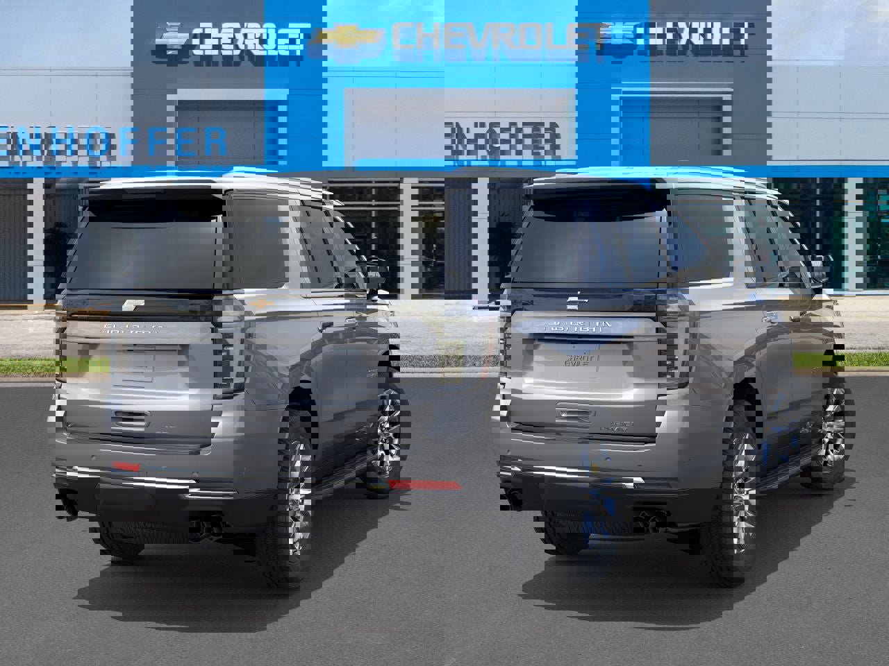 New 2026 Chevrolet Suburban Premier image 4