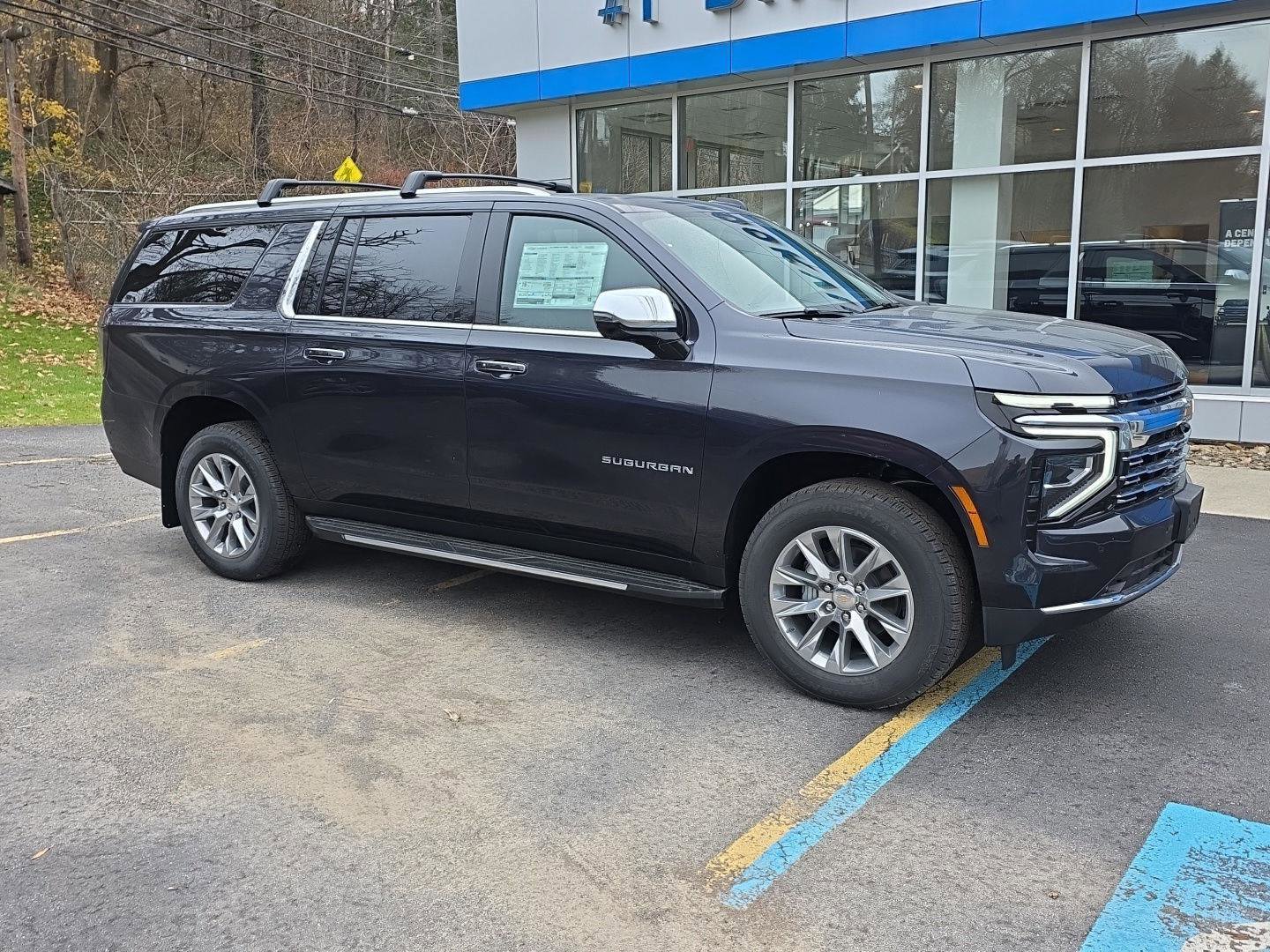 New 2025 Chevrolet Suburban Premier image 2