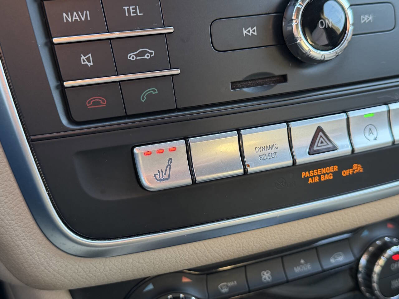 Used 2017 Mercedes-Benz CLA 250 4MATIC image 13