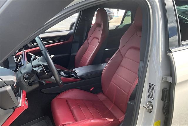 Used 2024 Porsche Panamera 4 image 18