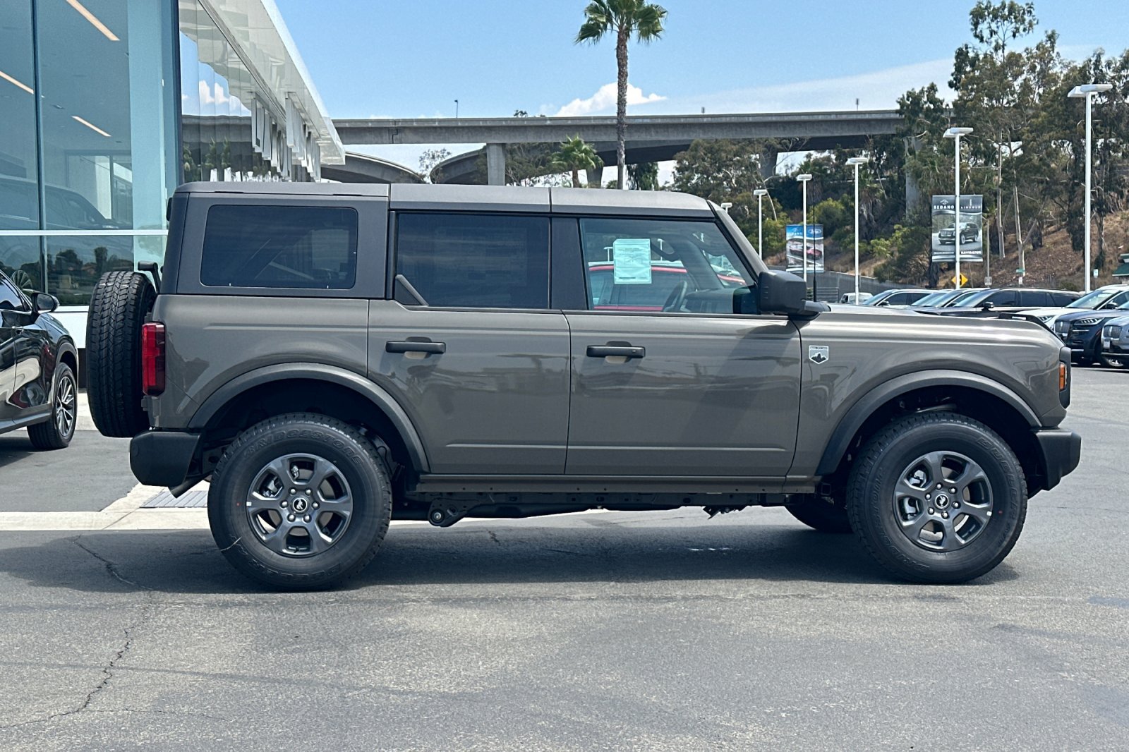 New 2026 Ford Bronco Big Bend AWD/4WD image 2