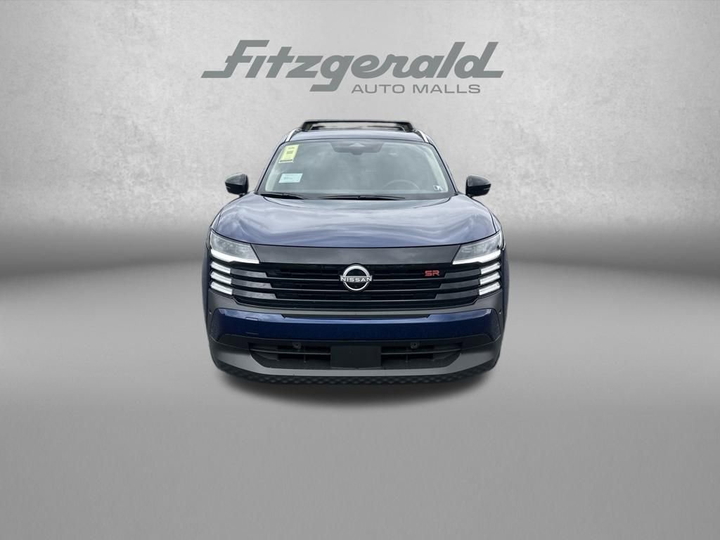 New 2026 Nissan Kicks SR w/ Cold Weather Package image 2