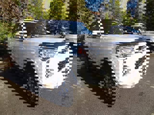 Used 2020 Toyota 4Runner SR5 Premium image 7