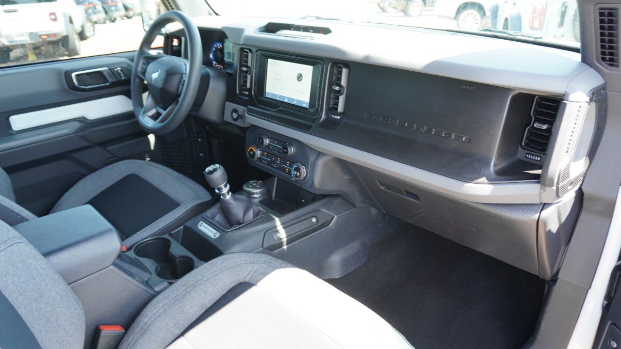 Used 2022 Ford Bronco 2-Door w/ Sasquatch Package AWD/4WD image 30
