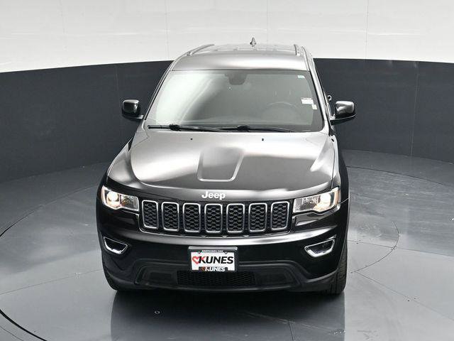 Certified 2022 Jeep Grand Cherokee Laredo E AWD/4WD image 43