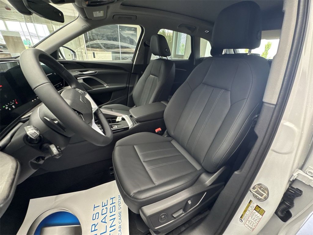 New 2025 Audi Q5 Premium image 11