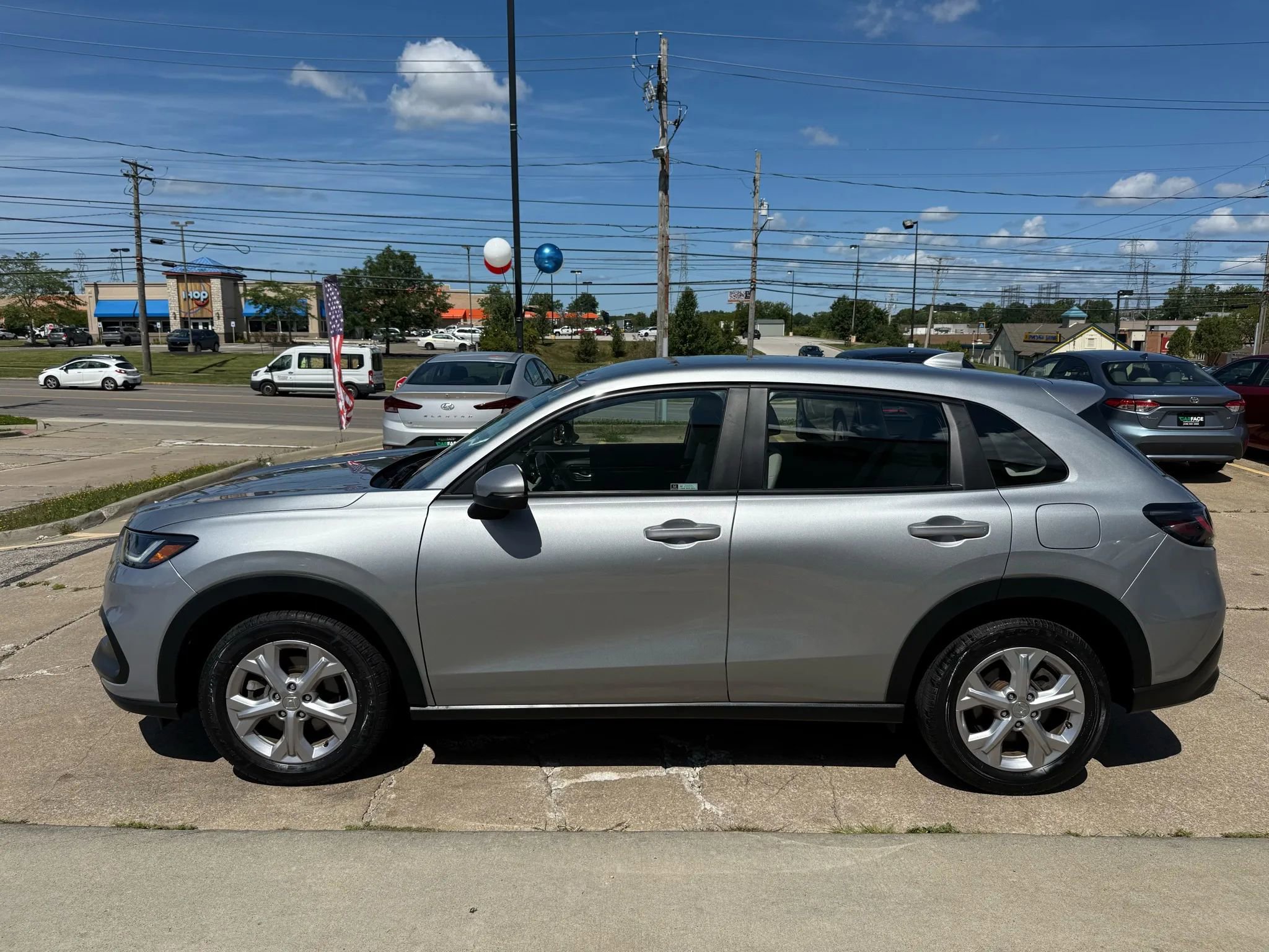 Used 2023 Honda HR-V LX image 7