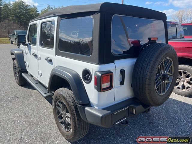 Used 2024 Jeep Wrangler Sport S image 4