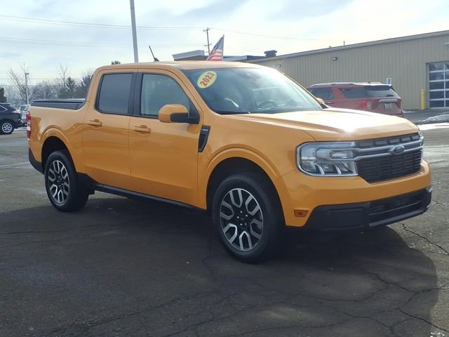 Used 2023 Ford Maverick Lariat w/ Lariat Luxury Package image 3