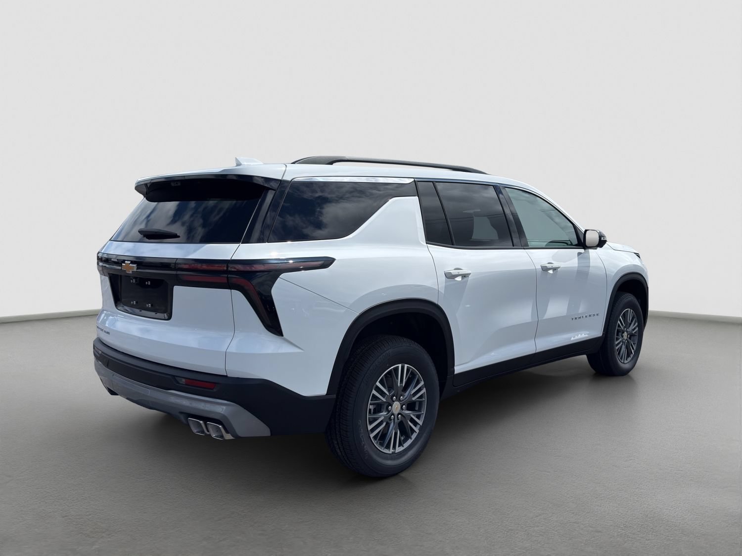 New 2026 Chevrolet Traverse LT w/ Driver Confidence Package AWD/4WD image 6