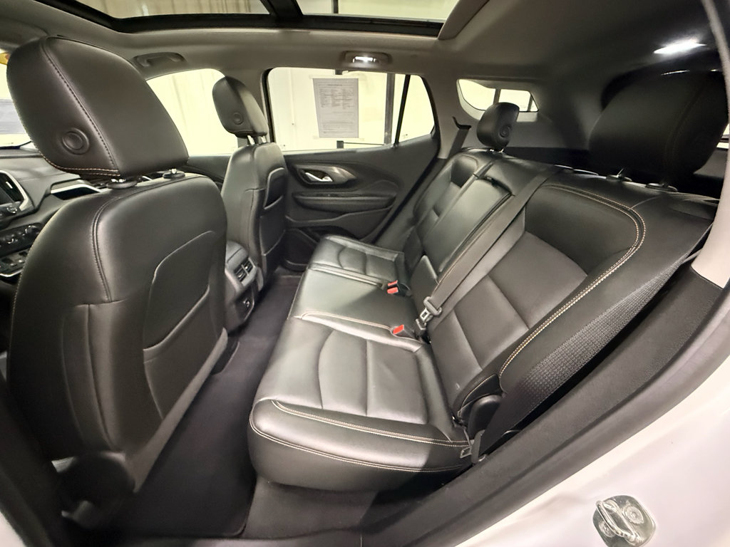 Used 2018 GMC Terrain SLT w/ Preferred Package AWD/4WD image 18