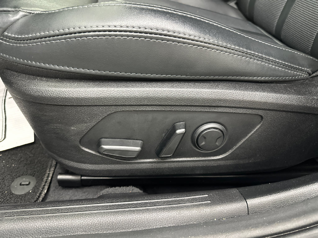 Used 2023 Kia K5 GT-Line w/ GT-Line Premium Package FWD image 10