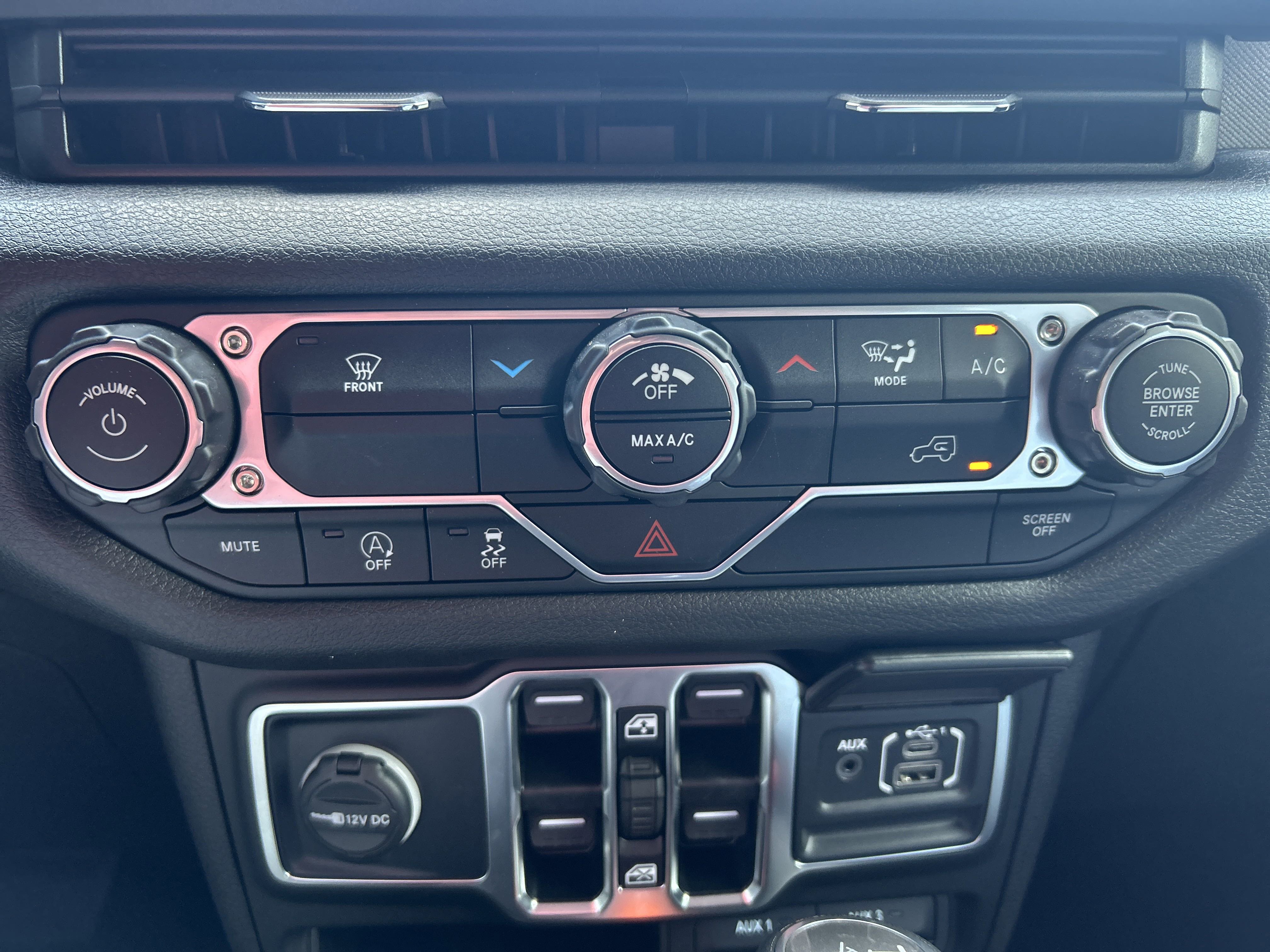 New 2025 Jeep Wrangler Sport image 18