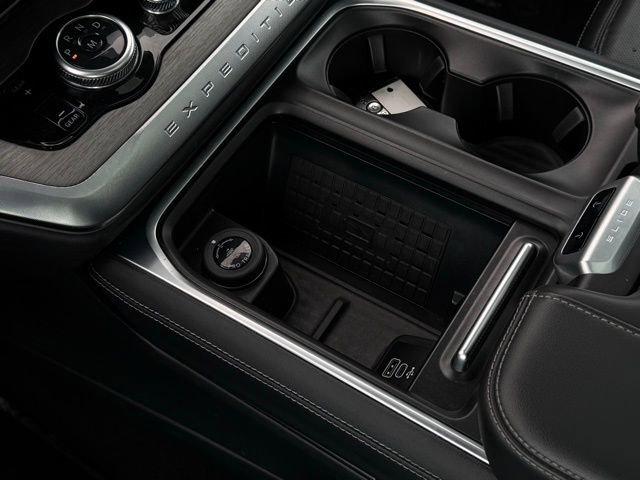 Certified 2025 Ford Expedition Max Platinum image 39