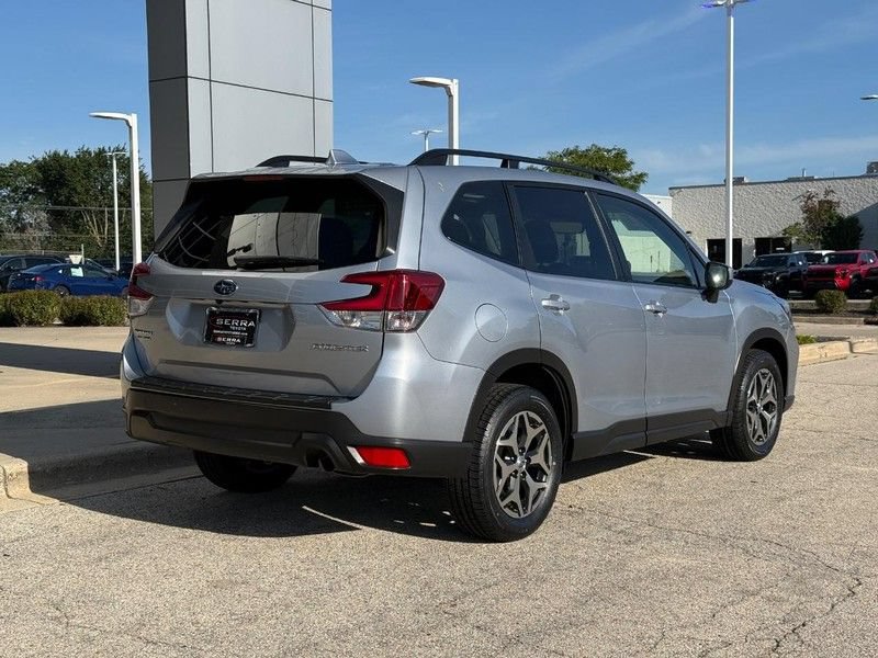Used 2020 Subaru Forester Premium w/ Popular Package #1 AWD/4WD image 3