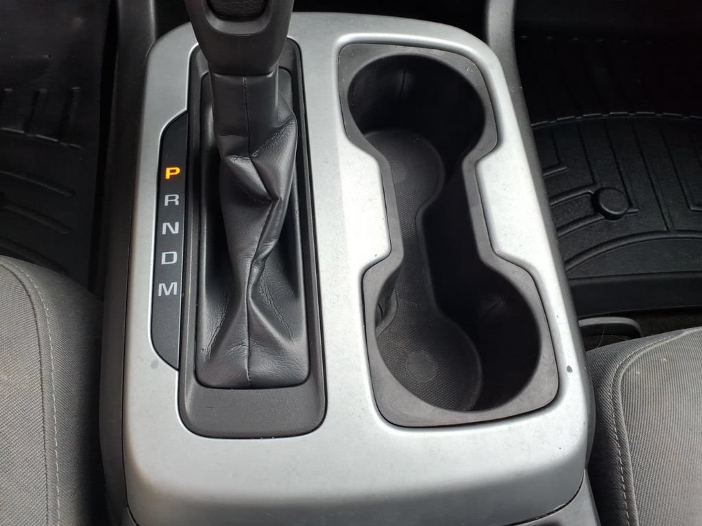 Used 2015 Chevrolet Colorado LT w/ LT Convenience Package RWD image 24