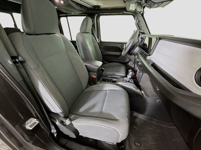 Used 2024 Jeep Gladiator Willys image 25