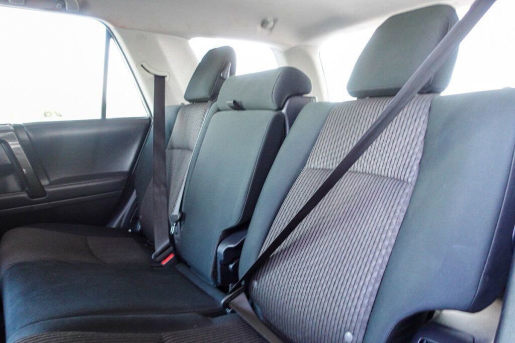 Certified 2022 Toyota 4Runner TRD Off-Road image 28