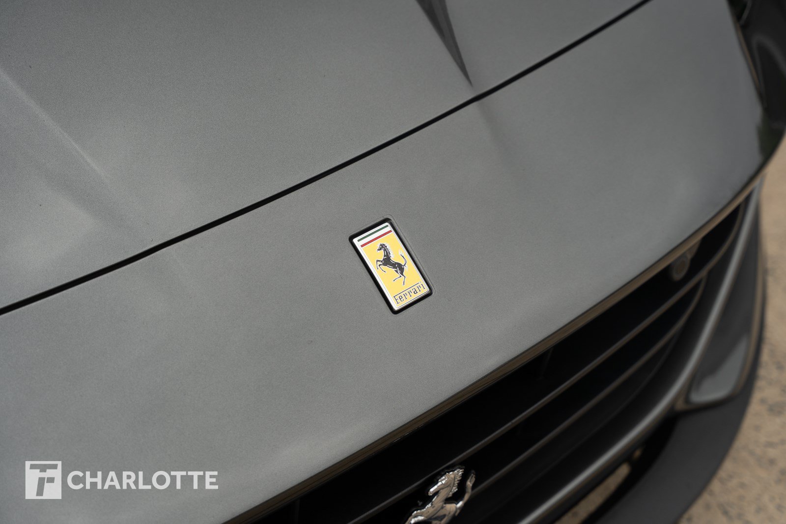 Used 2020 Ferrari Portofino RWD image 3