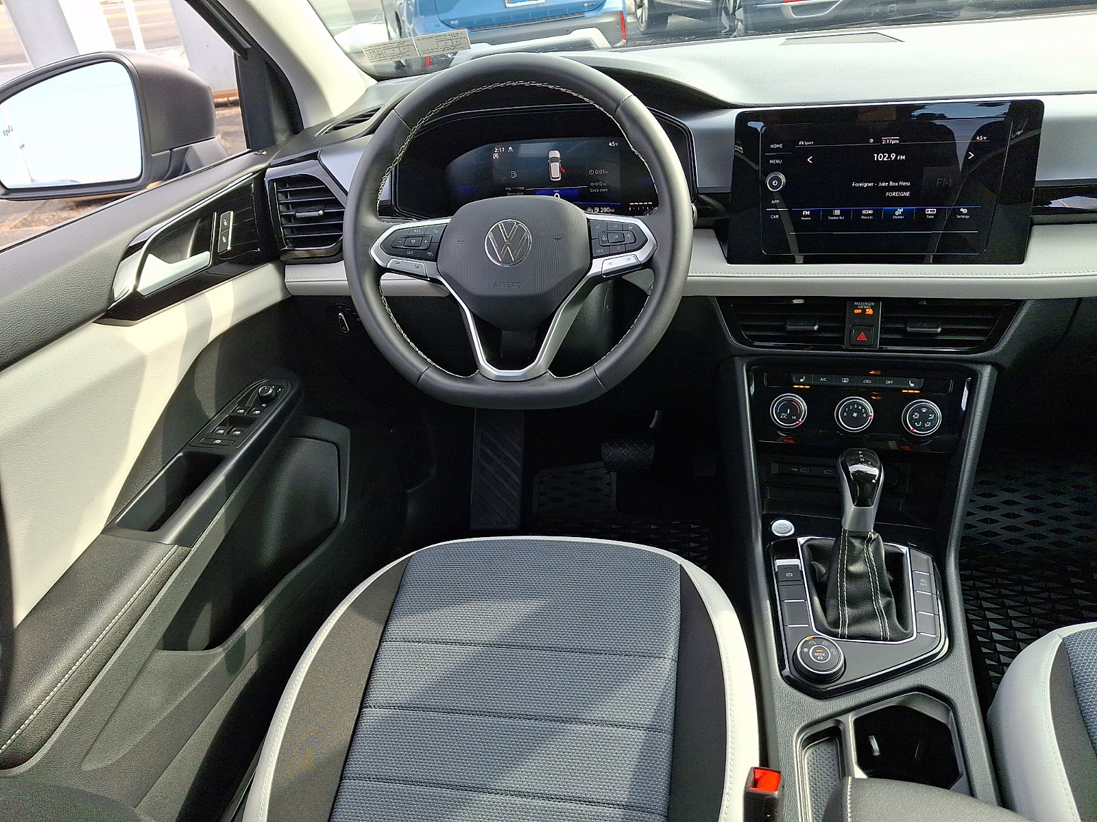 Certified 2025 Volkswagen Taos S AWD/4WD image 10