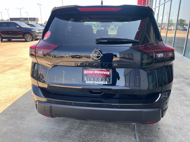 New 2026 Nissan Rogue Dark Armor FWD image 3