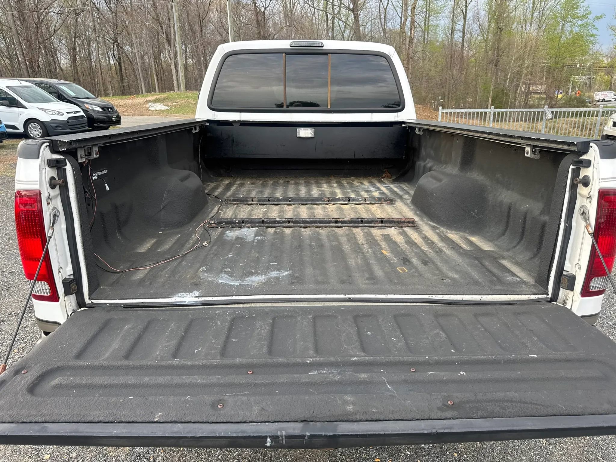 Used 2004 Ford F350 XL image 19