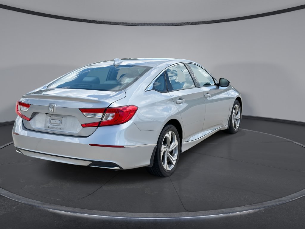 Used 2019 Honda Accord EX image 11