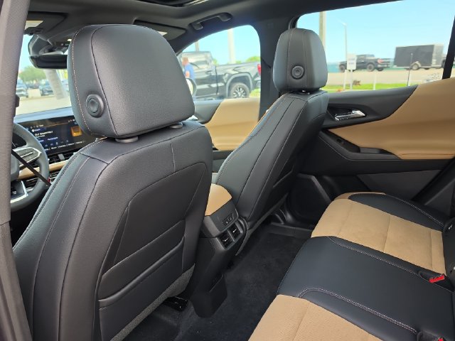 New 2027 Chevrolet Equinox ACTIV w/ Safety and Technology Package AWD/4WD image 12