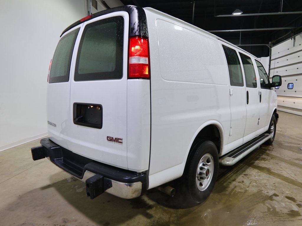 Certified 2024 GMC Savana 2500 w/ Driver Convenience Package image 3