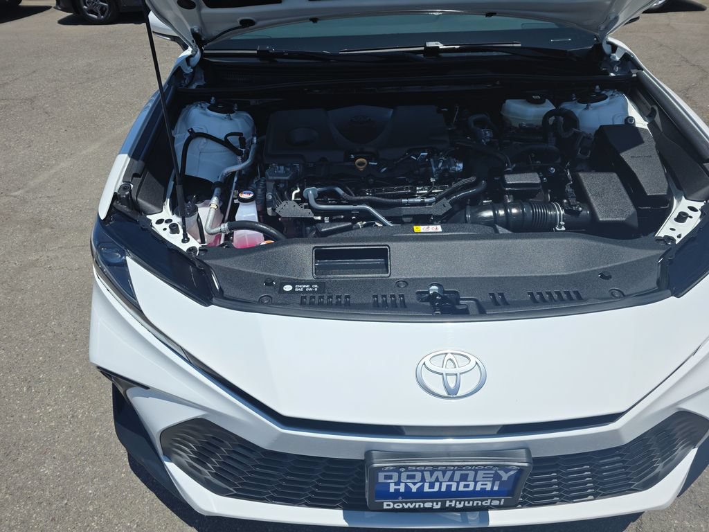 Used 2025 Toyota Camry SE FWD image 20