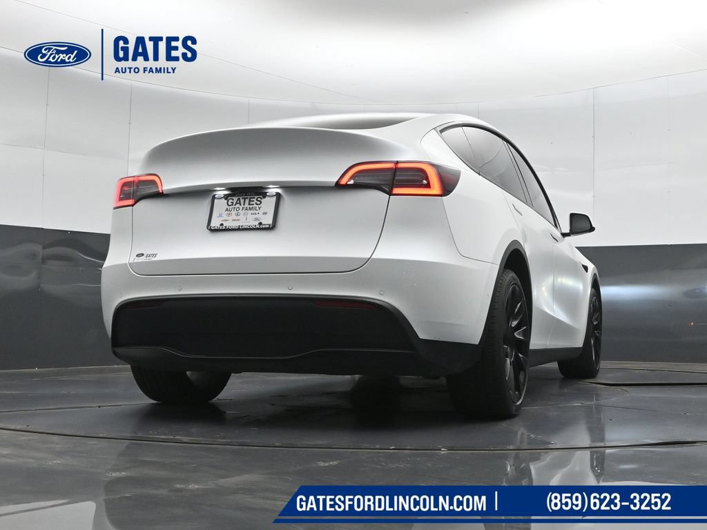 Used 2021 Tesla Model Y Long Range AWD/4WD image 35