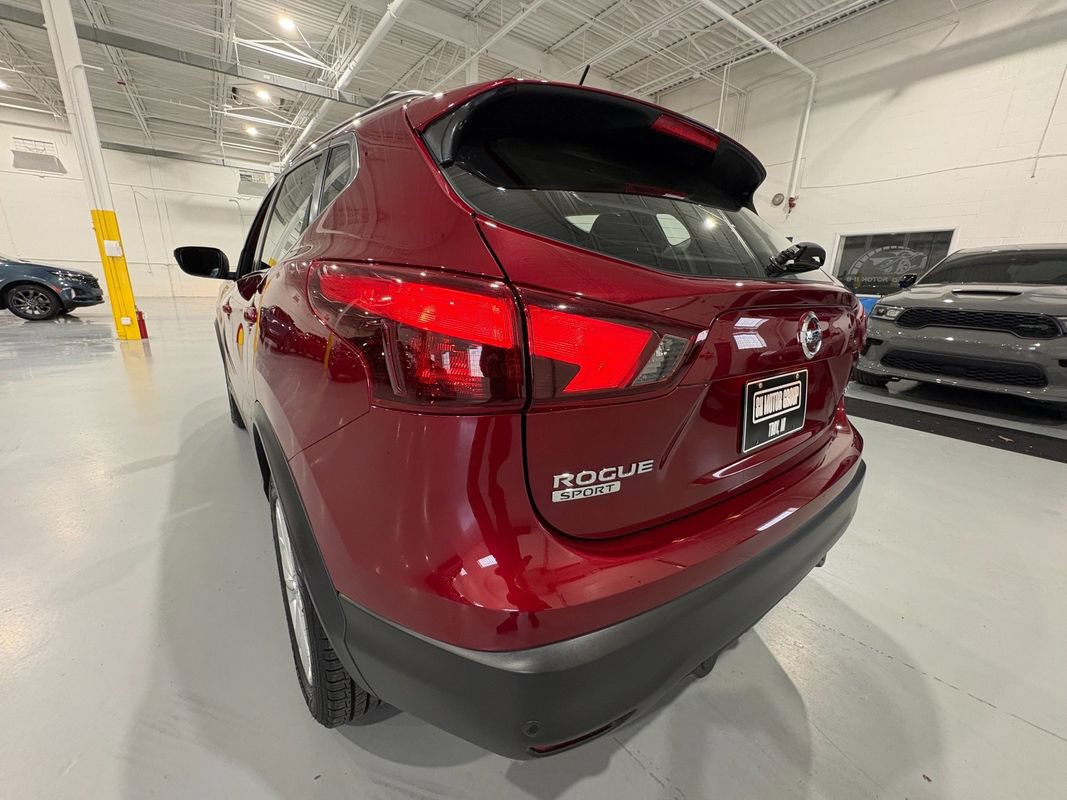 Used 2019 Nissan Rogue Sport SV AWD/4WD image 46