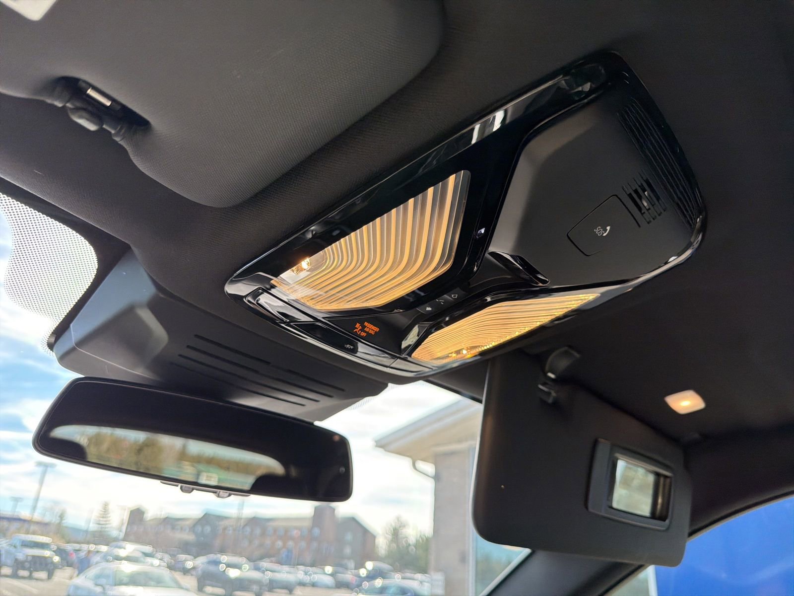 Used 2024 BMW X5 xDrive40i w/ Premium Package image 82