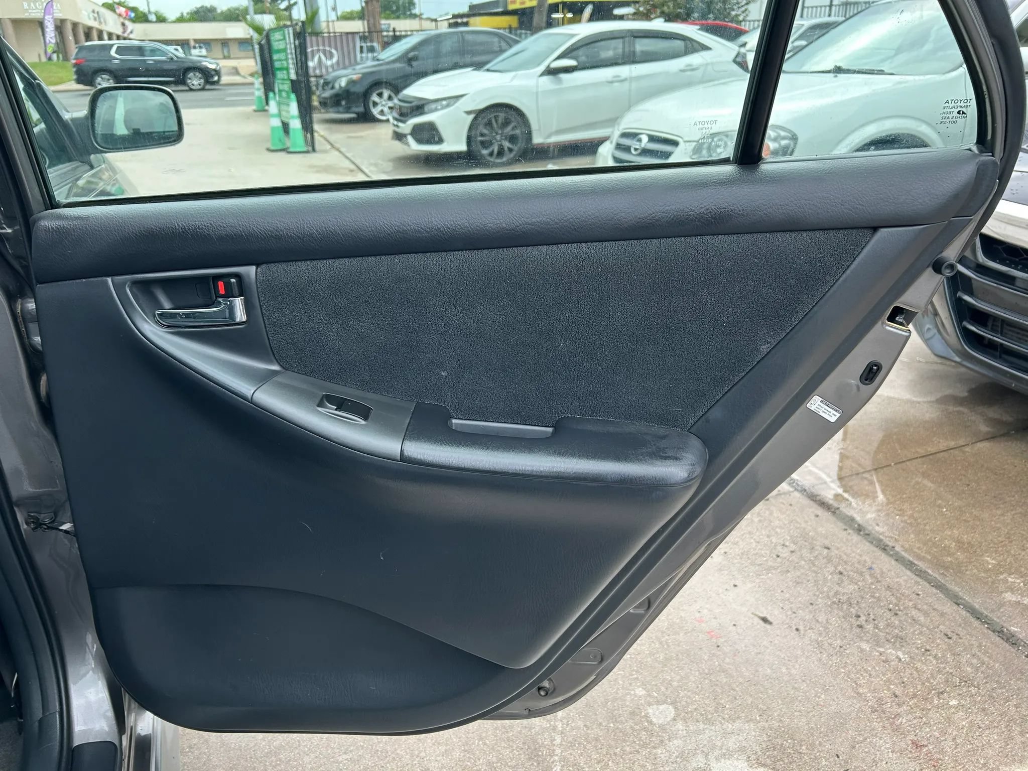 Used 2005 Toyota Corolla S FWD image 18