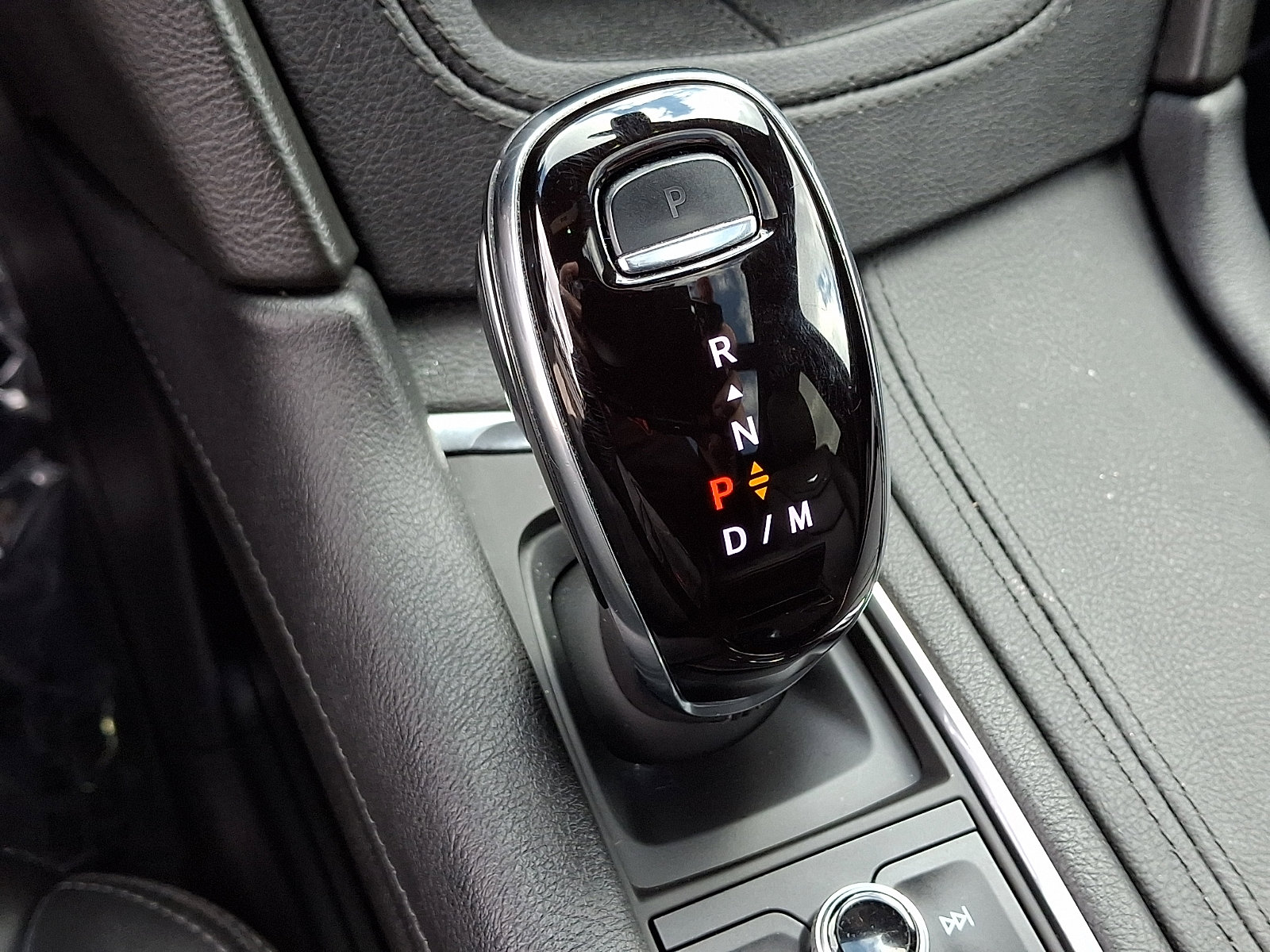 Used 2022 Cadillac XT5 Premium Luxury image 15