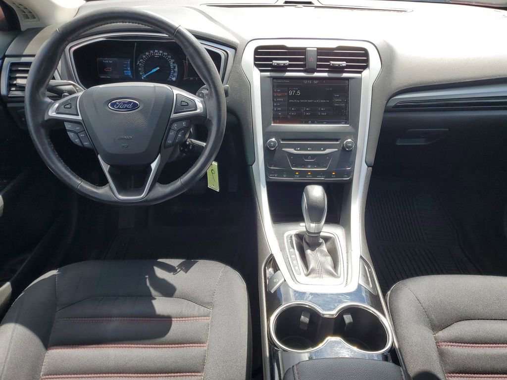 Used 2015 Ford Fusion SE w/ Equipment Group 201A AWD/4WD image 25