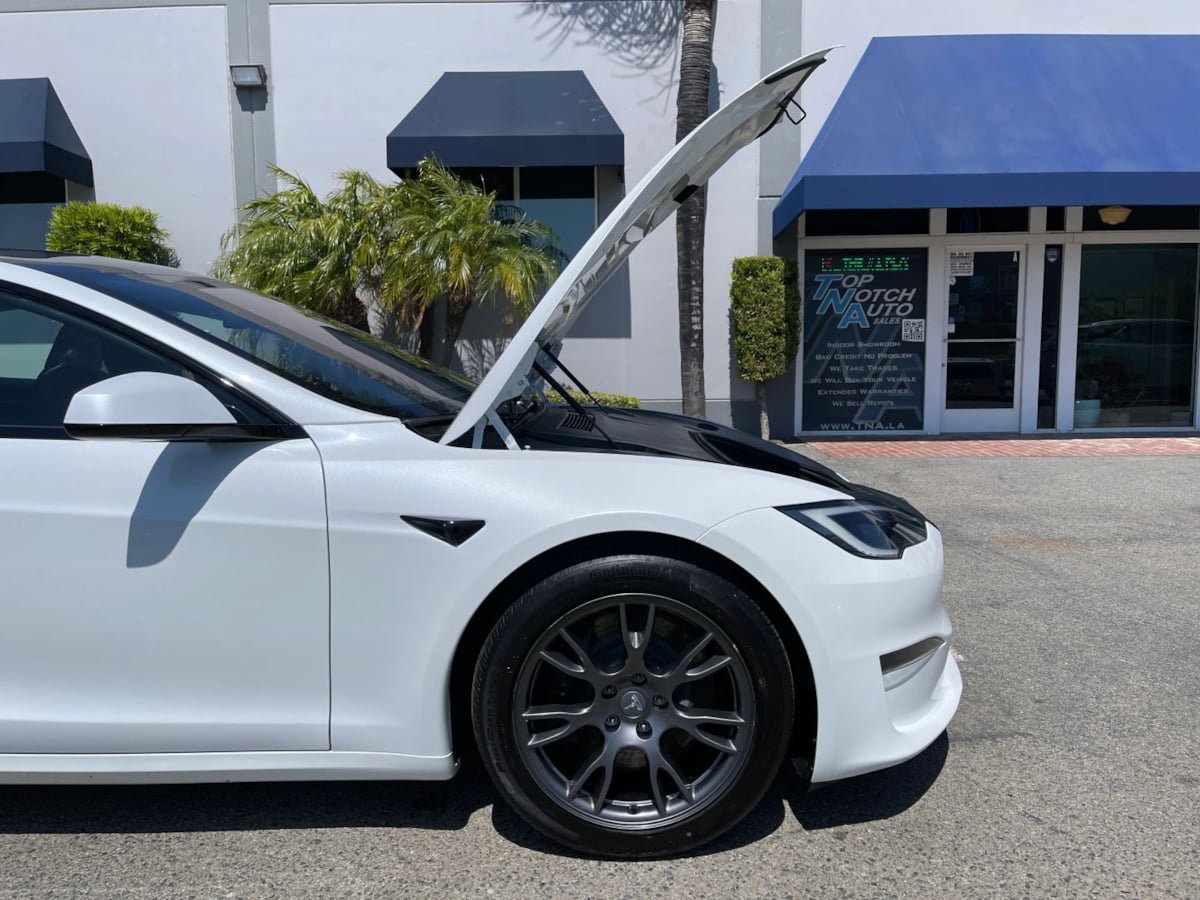 Used 2024 Tesla Model S AWD/4WD image 34