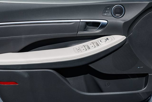 New 2026 Hyundai Sonata Limited FWD image 25