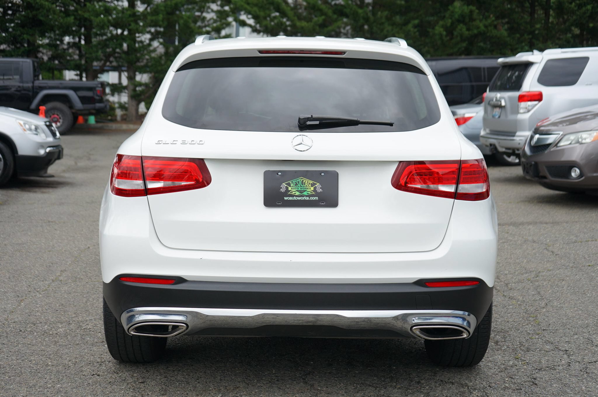 Used 2017 Mercedes-Benz GLC 300 image 4
