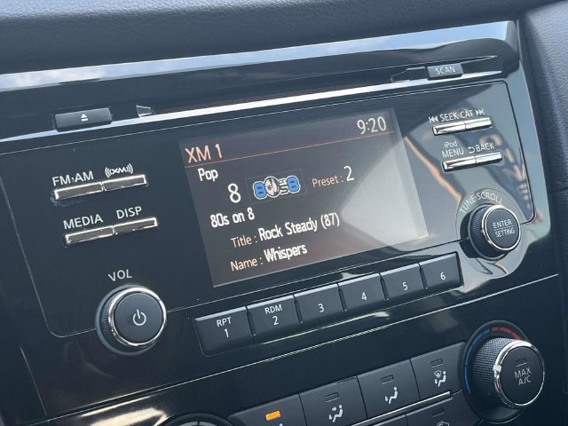 Used 2017 Nissan Rogue S FWD image 28