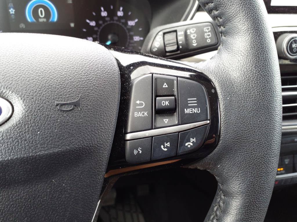 Used 2021 Ford Escape SE w/ Cold Weather Package AWD/4WD image 18