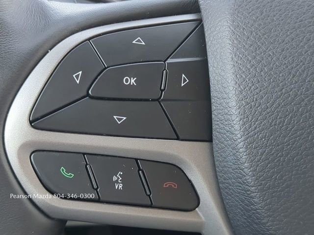 Used 2019 Jeep Cherokee Limited image 24