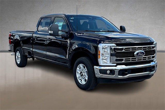 New 2026 Ford F250 XLT image 2