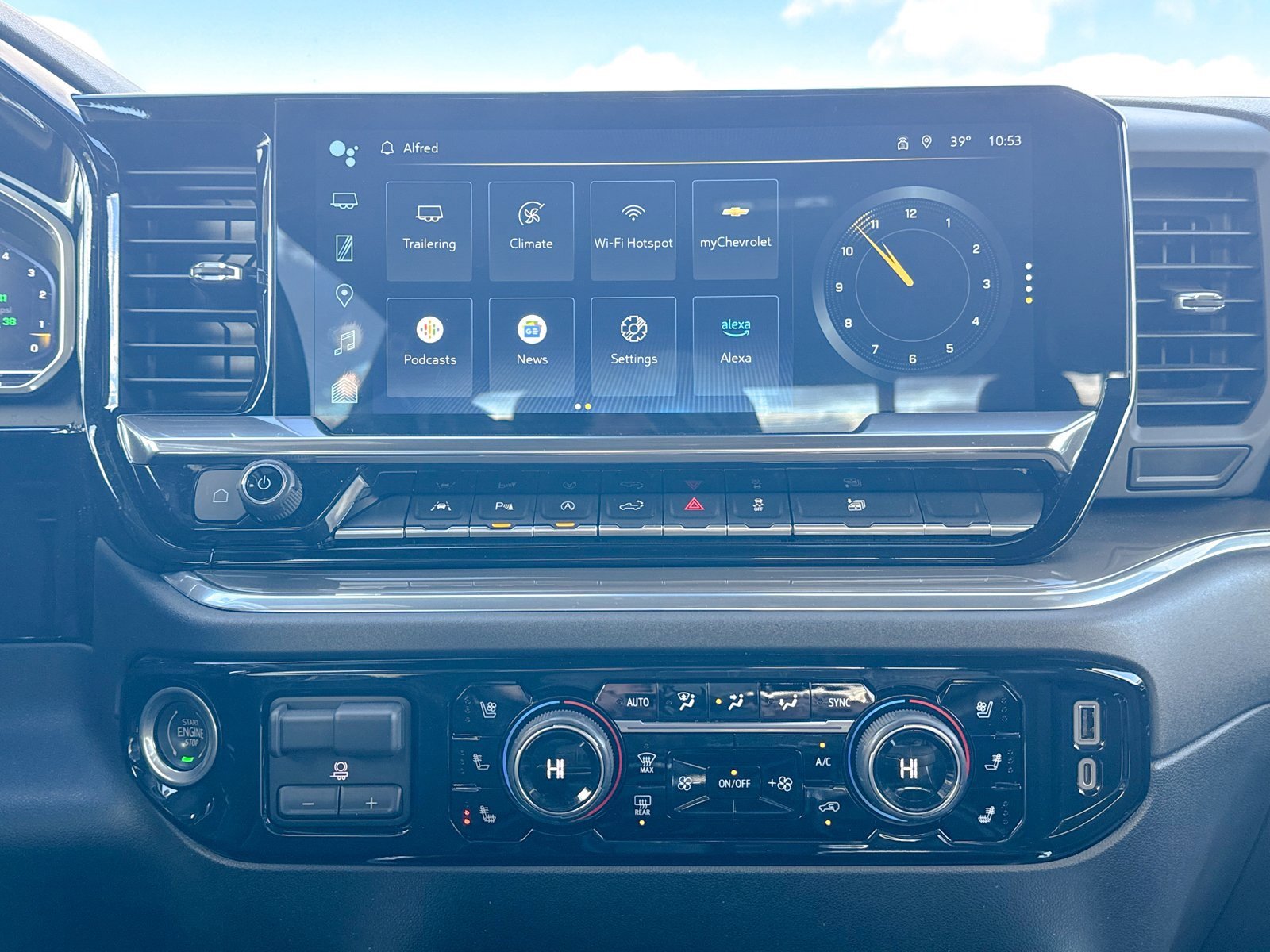 Certified 2022 Chevrolet Silverado 1500 High Country w/ High Country Premium Package image 24