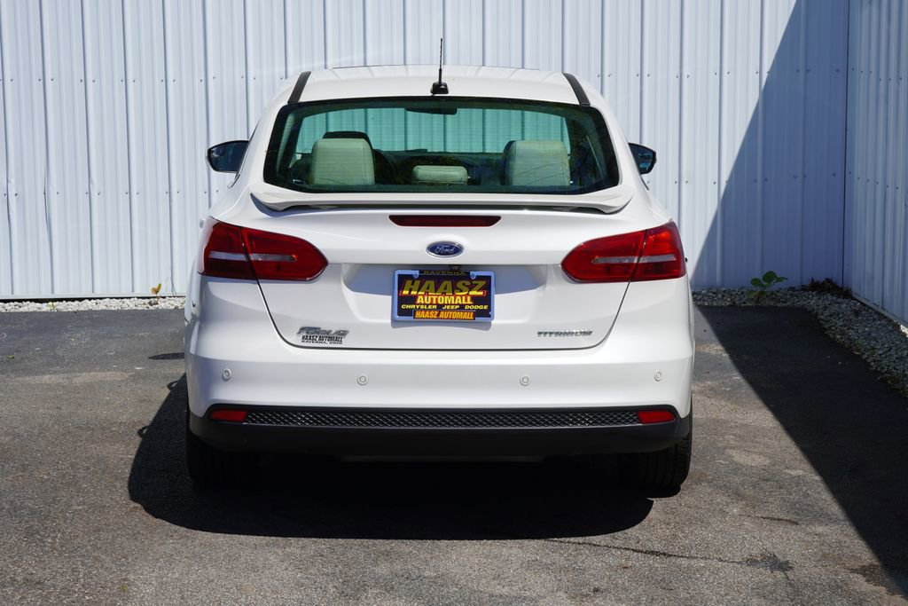 Used 2018 Ford Focus Titanium FWD image 5
