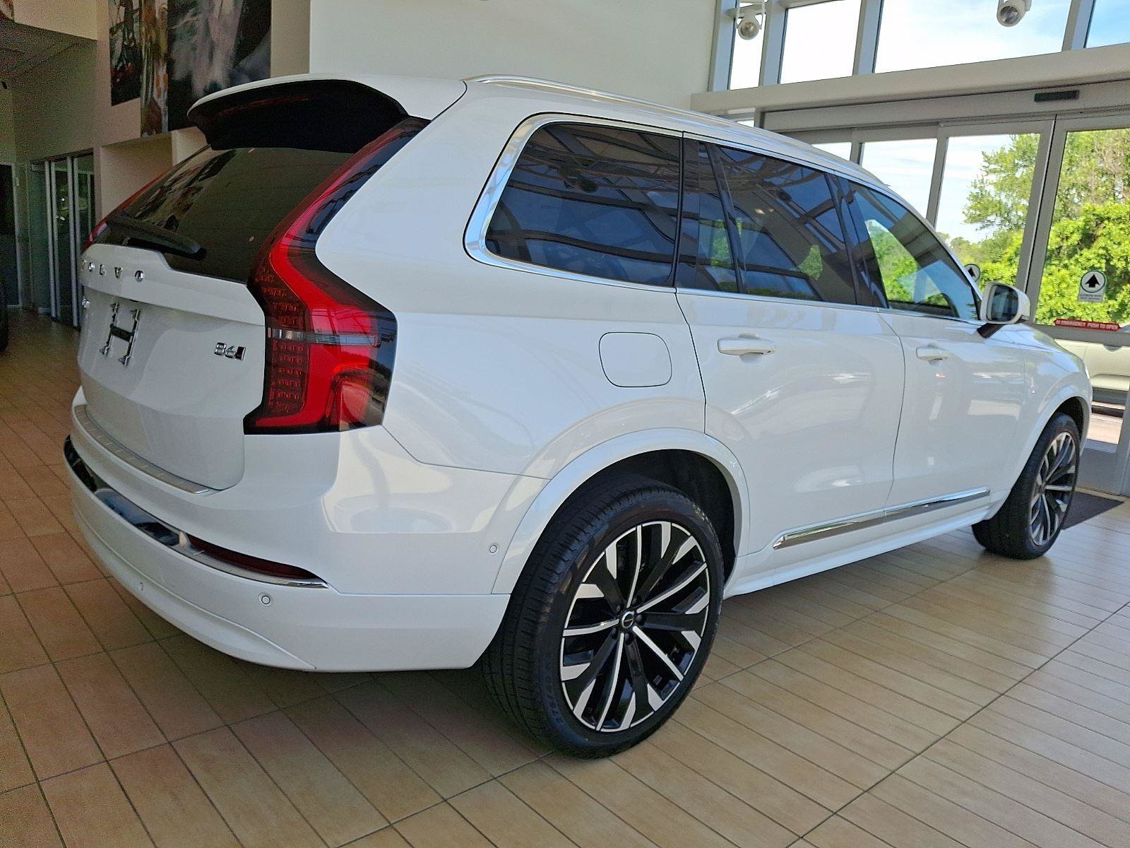 Certified 2026 Volvo XC90 B6 Plus w/ Protection Package AWD/4WD image 4