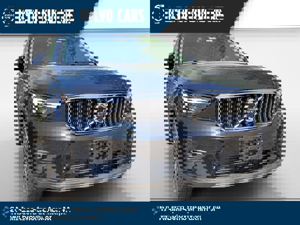 New 2025 Volvo XC40 B5 Ultra w/ Climate Package image 1