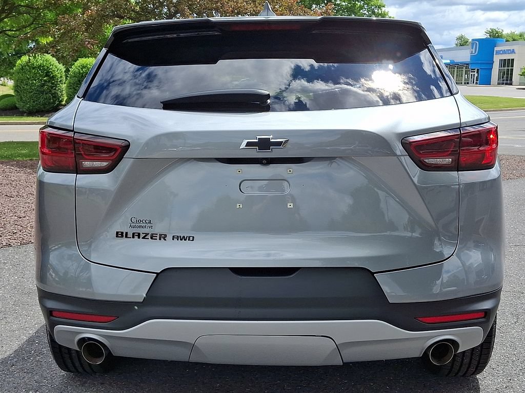 Used 2023 Chevrolet Blazer LT AWD/4WD image 7