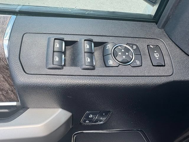 Used 2017 Ford F250 Lariat AWD/4WD image 12