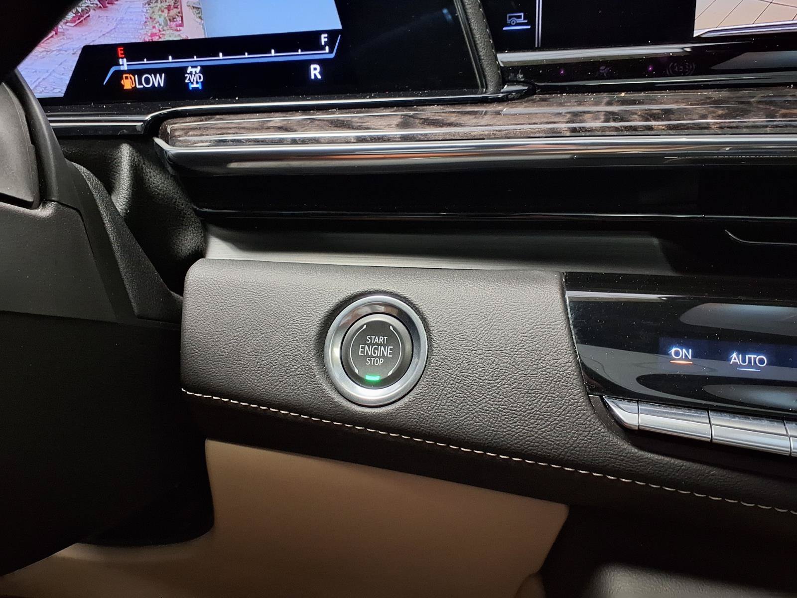 Certified 2023 Cadillac Escalade Premium Luxury w/ Performance Package AWD/4WD image 29